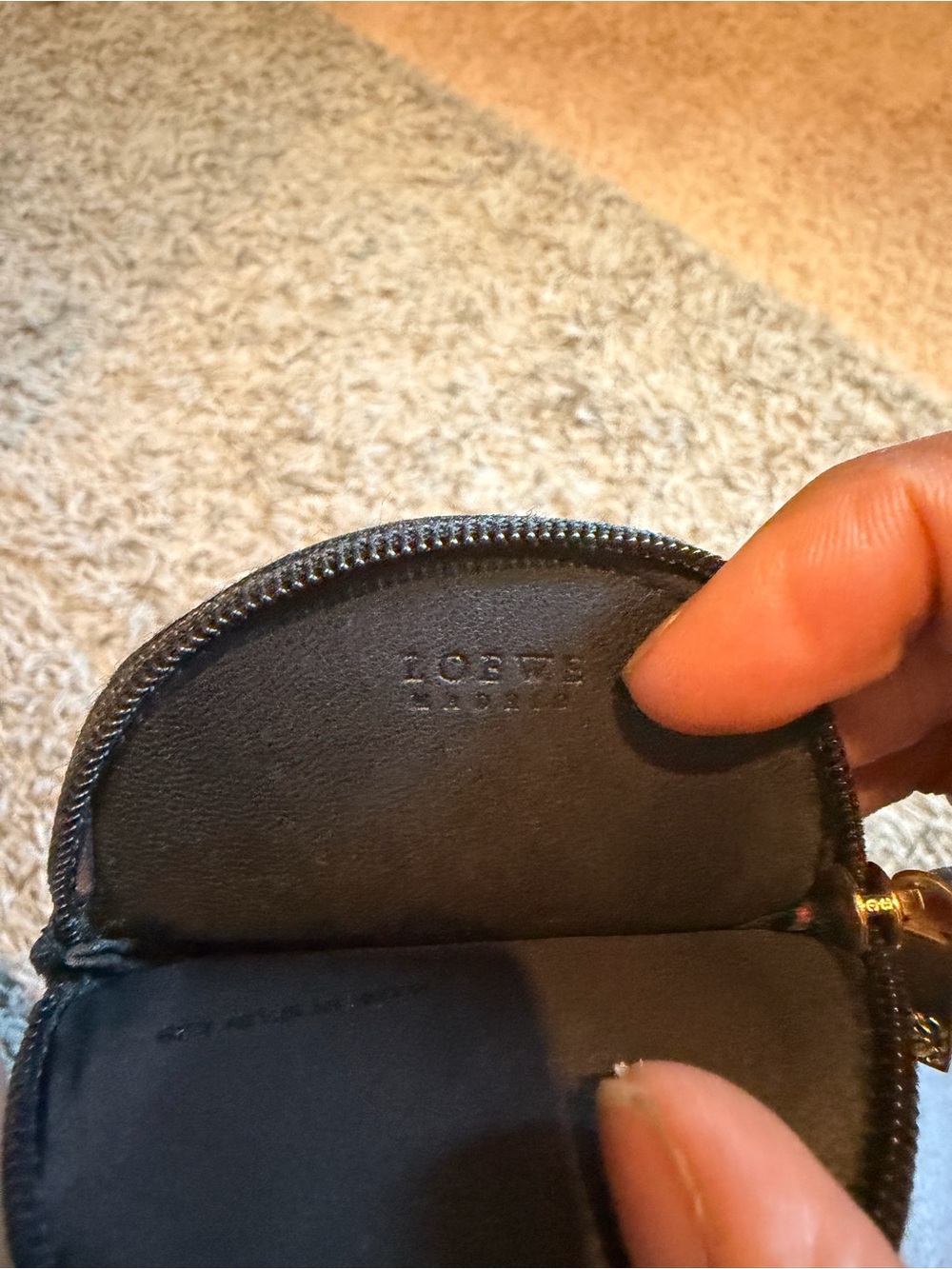 Loewe Coin Pouch - Picture 4 of 5
